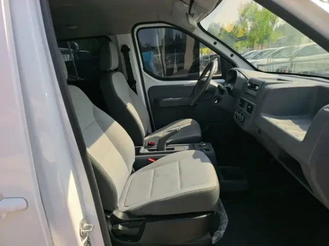 Wuling Yangguang — Фото автомобиля 24