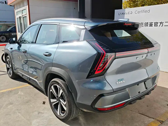 Geely Boyue L — Фото автомобиля 4