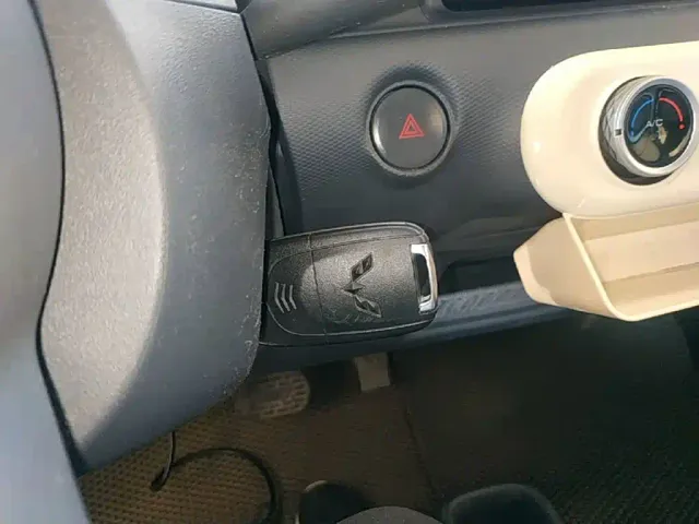 Wuling Zhiguang NEV — Фото автомобиля 8