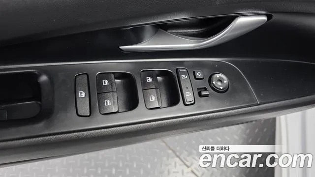 Hyundai Avante CN7 — Фото автомобиля 29