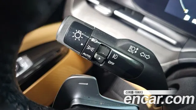 Kia Carnival — Фото автомобиля 25