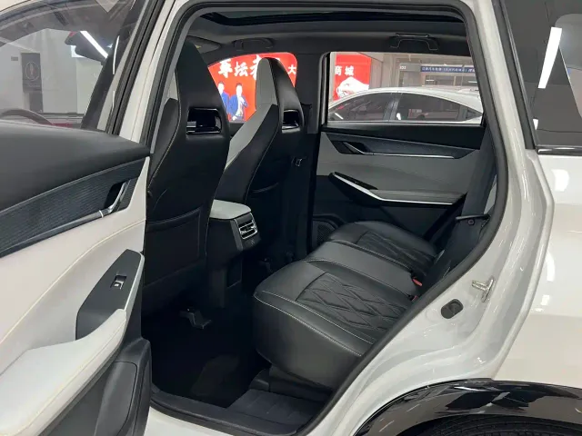 Changan CS75 Plus — Фото автомобиля 13