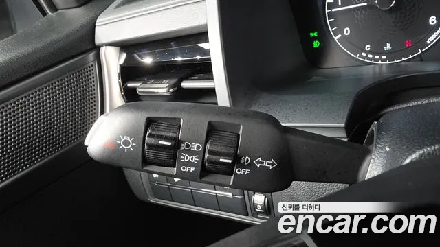 KG_Mobility_Ssangyong Rexton Новый Rexton Sport Khan Дизель 2.2 4WD — Фото автомобиля 29
