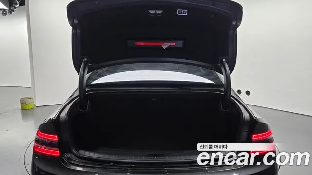 Genesis G80 RG3 — Фото автомобиля 30