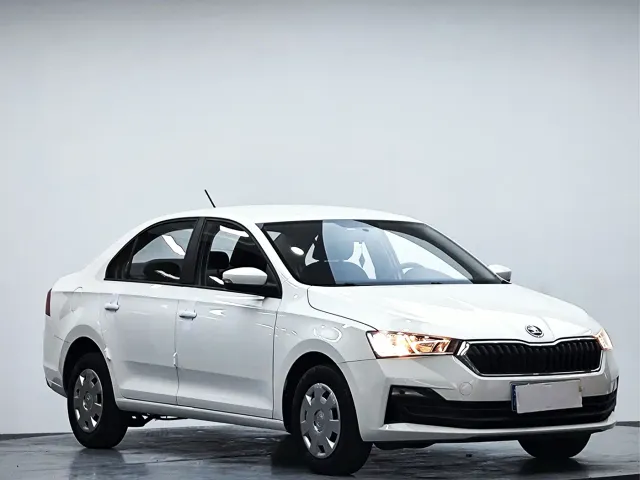 Skoda Rapid — Фото автомобиля 4