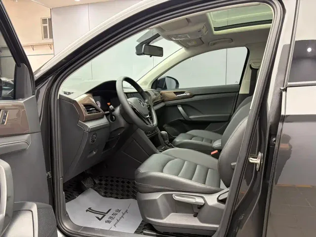 Volkswagen Tharu — Фото автомобиля 7
