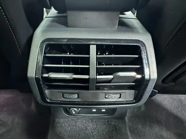 Audi Q3 — Фото автомобиля 18
