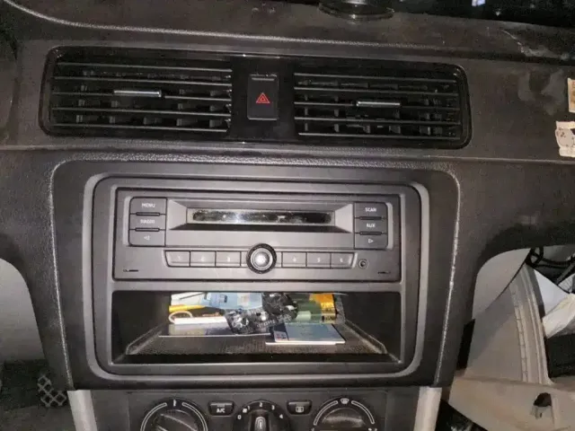 JAC Refine JAC Refine M3 2019 Maker Edition 1.8L Luxury Version — Фото автомобиля 9