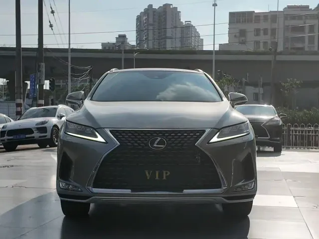 Lexus RX — Фото автомобиля 2