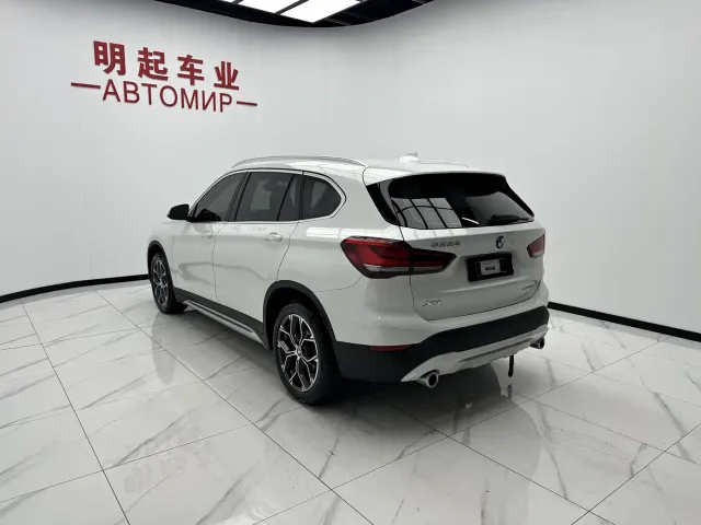 BMW X1 — Фото автомобиля 8