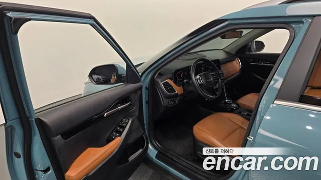 Kia Seltos New — Фото автомобиля 17