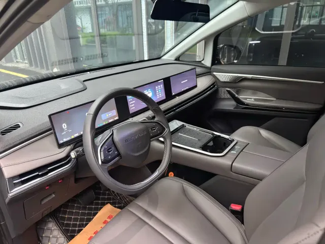 Maxus Dajia 7 — Фото автомобиля 14