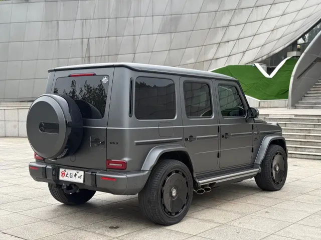 Mercedes-Benz G-Class — Фото автомобиля 12