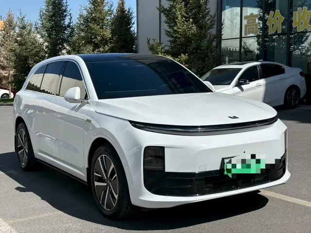 Фотография автомобиля — Li Auto L6