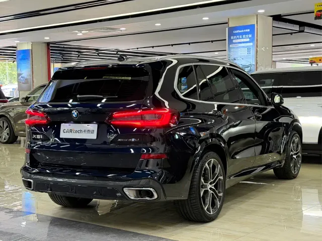 BMW X5 — Фото автомобиля 5