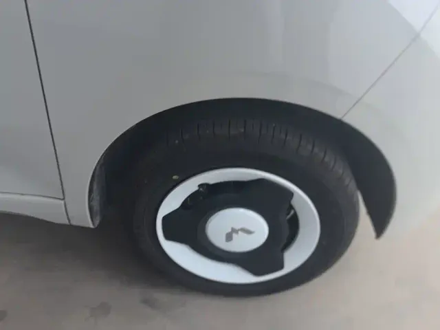 Wuling Hongguang Mini EV — Фото автомобиля 6