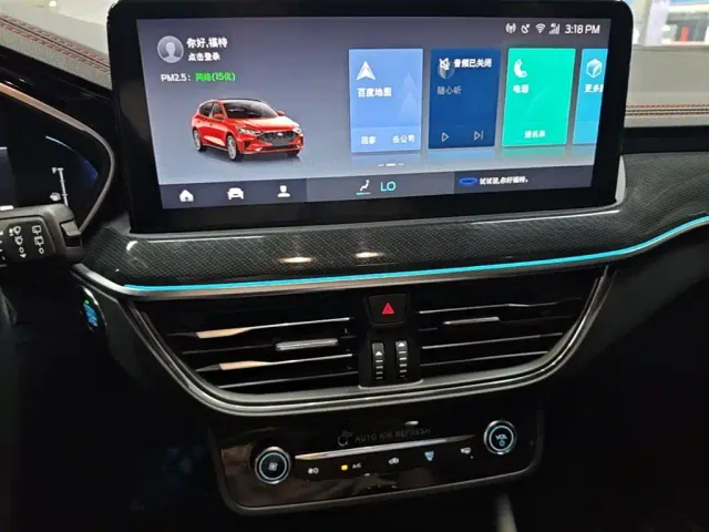 Ford Focus — Фото автомобиля 12