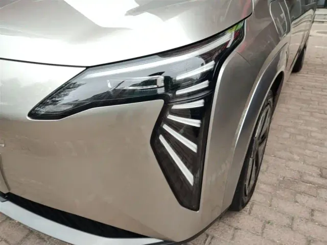 GAC Aion Y — Фото автомобиля 23