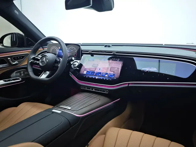 Mercedes-Benz E-Class — Фото автомобиля 18