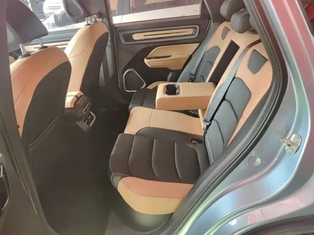 Geely ICON — Фото автомобиля 11