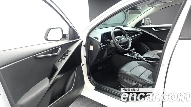Kia Niro The All New Niro — Фото автомобиля 10