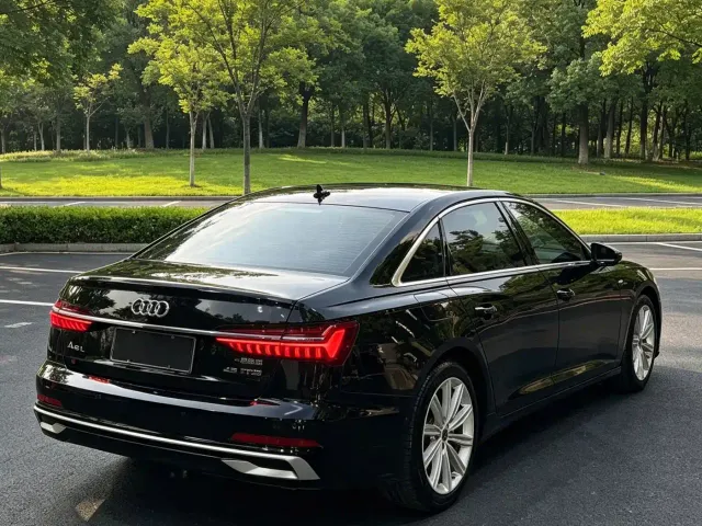 Audi A6L — Фото автомобиля 4
