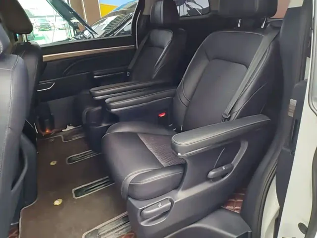 GAC Trumpchi M8 — Фото автомобиля 16