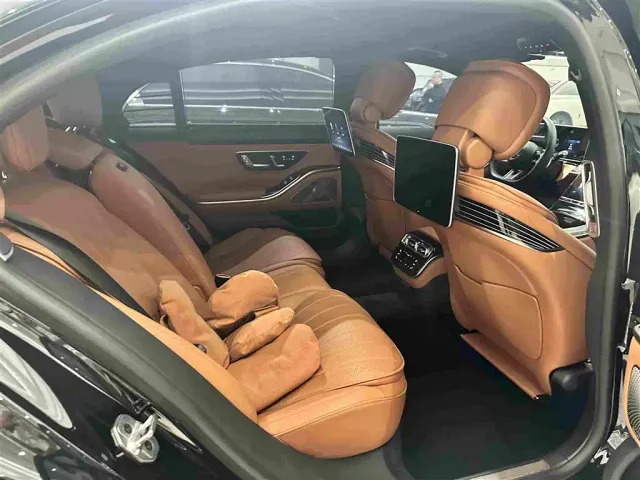 Mercedes-Benz S-Class — Фото автомобиля 19