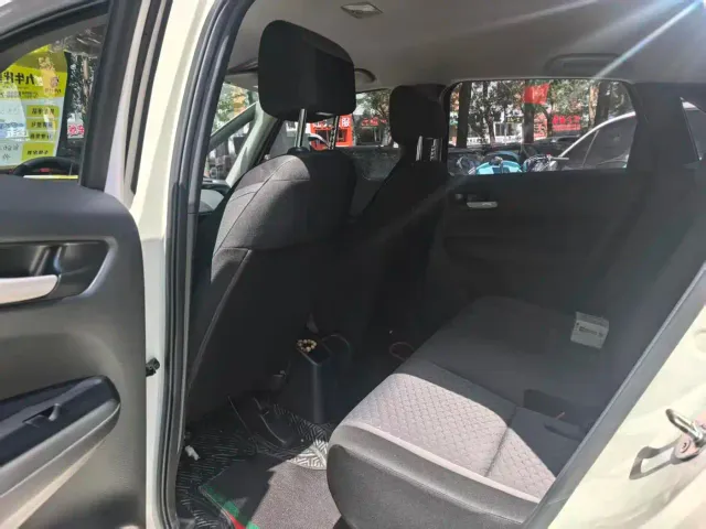 Honda Fit — Фото автомобиля 6