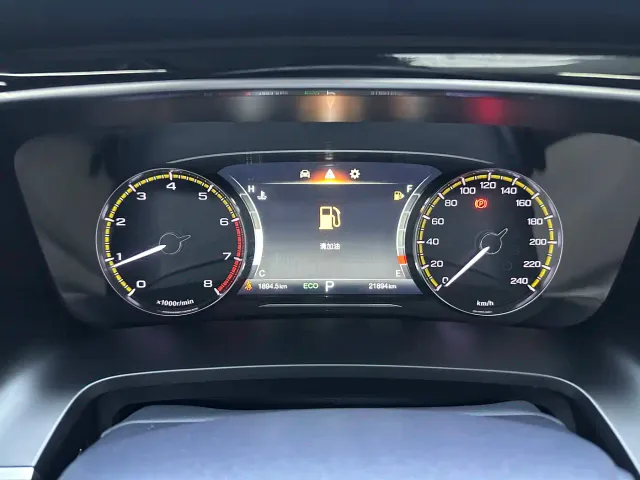 GAC Trumpchi M8 — Фото автомобиля 21