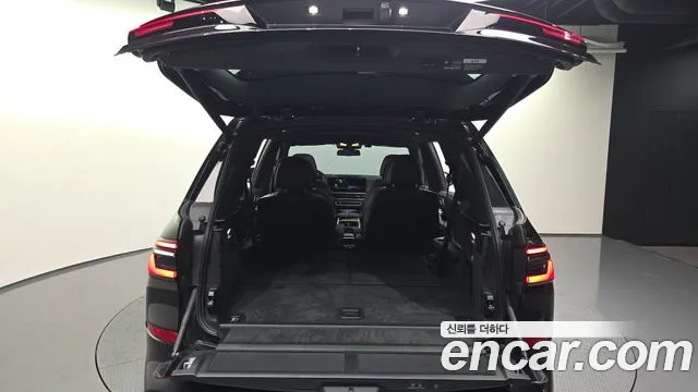 BMW X7 — Фото автомобиля 20