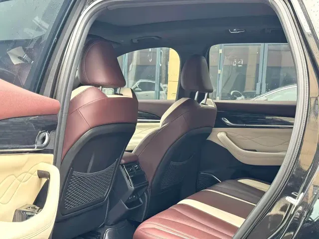 Geely Xingyue L — Фото автомобиля 5