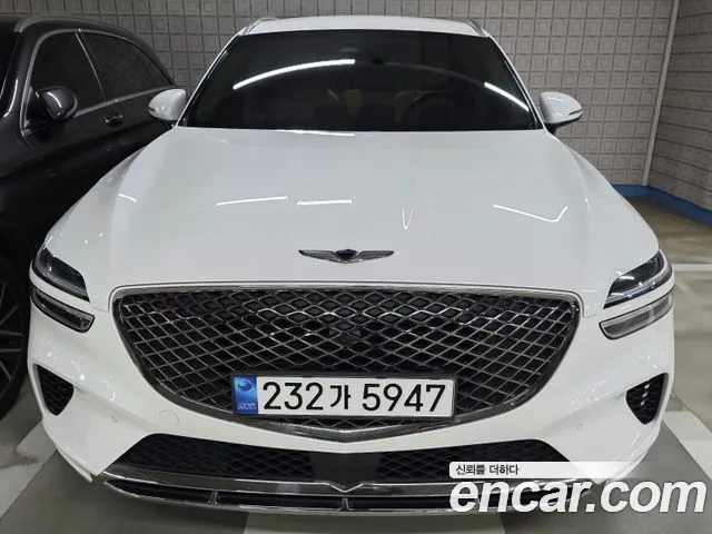 Фотография автомобиля — Genesis GV70
