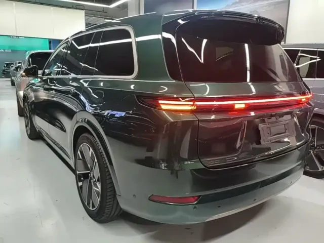 Li Auto L9 — Фото автомобиля 4