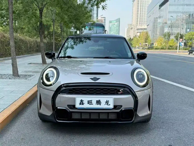 MINI Hatch — Фото автомобиля 2