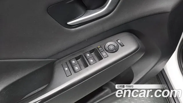 Hyundai Kona — Фото автомобиля 29