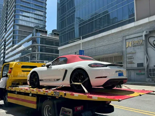 Porsche 718 — Фото автомобиля 9