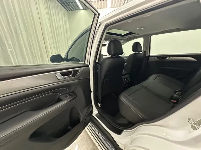 Haval M6 — Фото автомобиля 8