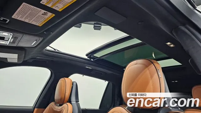 Lincoln Aviator 2nd Gen — Фото автомобиля 19