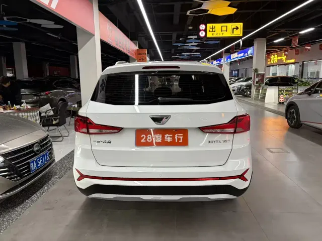 Jetta VS7 — Фото автомобиля 8