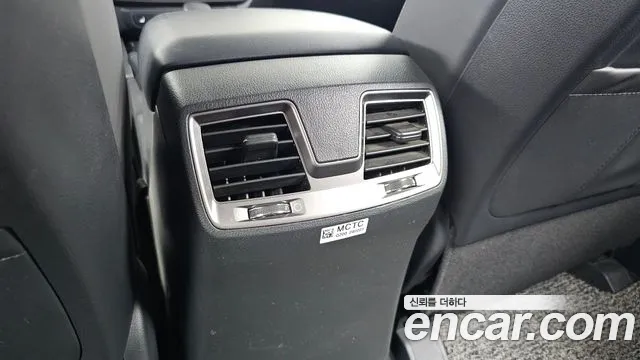 KG_Mobility_Ssangyong Rexton Новый Rexton Sport Дизель 2.2 4WD — Фото автомобиля 17