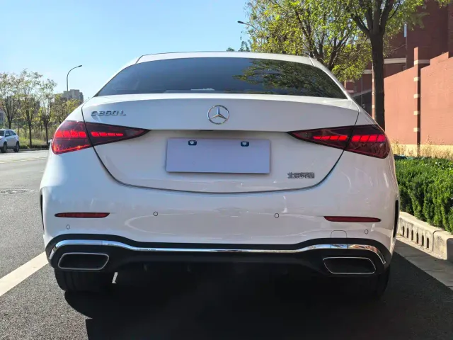 Mercedes-Benz C-Class — Фото автомобиля 16
