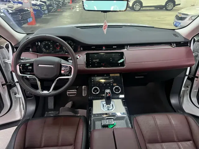 Land Rover Range Rover Evoque — Фото автомобиля 12