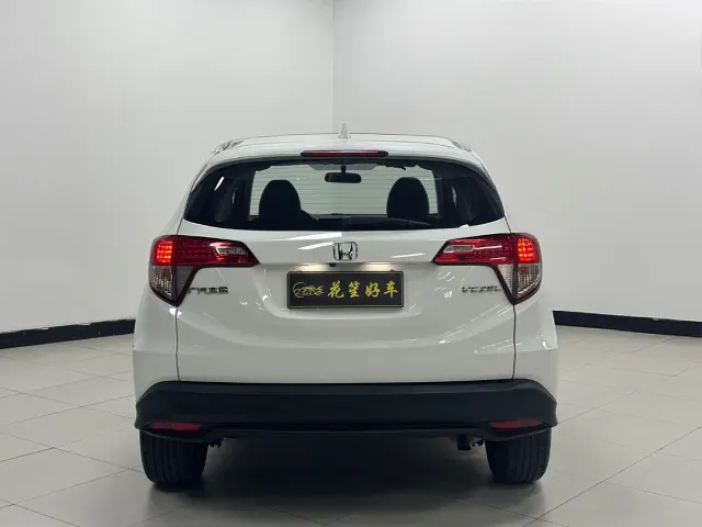 Honda Vezel — Фото автомобиля 5