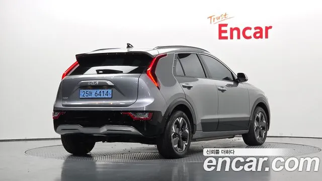 Kia Niro New — Фото автомобиля 2