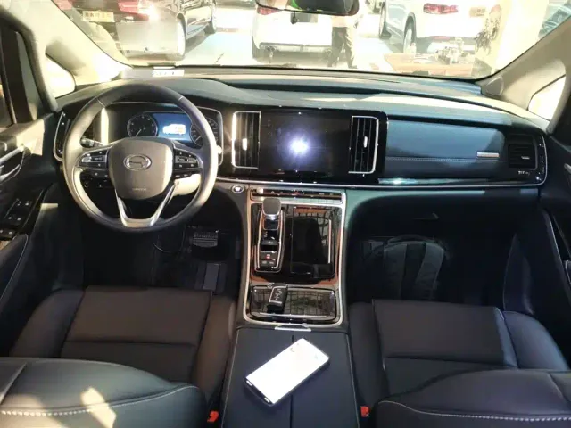 GAC Trumpchi M8 — Фото автомобиля 5