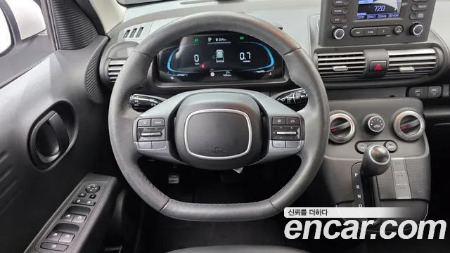 Hyundai Casper Casper Essential Light — Фото автомобиля 13