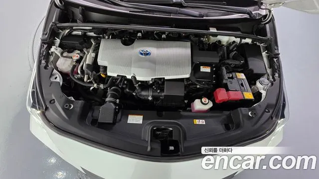 Toyota Prius — Фото автомобиля 6