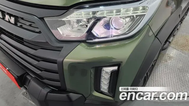 KG_Mobility_Ssangyong Rexton Новый Rexton Sport Khan Дизель 2.2 4WD — Фото автомобиля 21