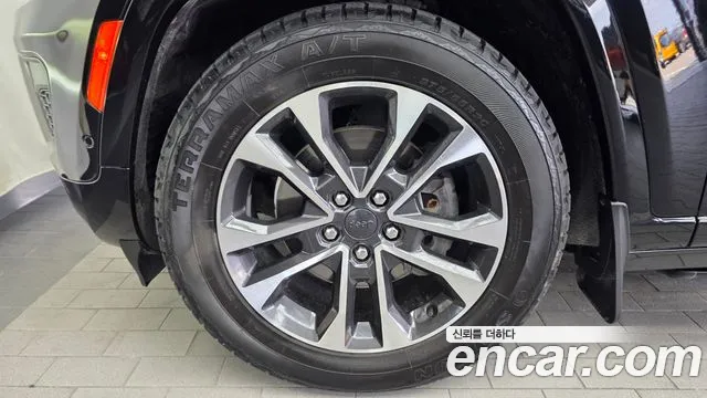 Jeep Cherokee WL — Фото автомобиля 5